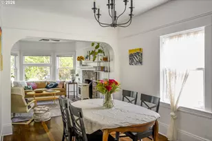 4026 SE Caruthers St, Portland, OR 97214 - Photo 11