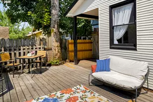 4026 SE Caruthers St, Portland, OR 97214 - Photo 33