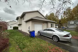 1042-1108 NE Lija Loop, Portland, OR 97211 - Photo 9