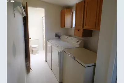 910 Cowl St #14, Milton-Freewater, OR 97862 - Photo 13
