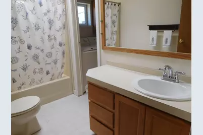 910 Cowl St #14, Milton-Freewater, OR 97862 - Photo 15