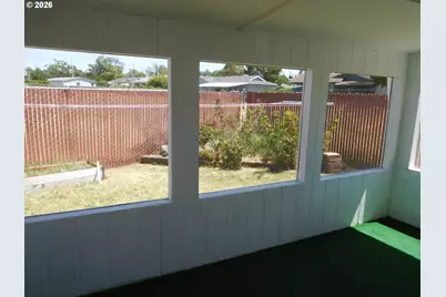 910 Cowl St #14, Milton-Freewater, OR 97862 - Photo 21