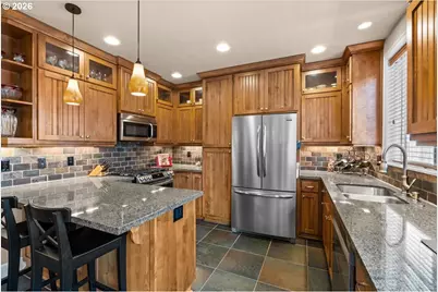 5592 SW Norris Ter, Beaverton, OR 97007 - Photo 11