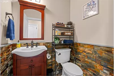 5592 SW Norris Ter, Beaverton, OR 97007 - Photo 15