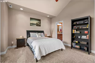 5592 SW Norris Ter, Beaverton, OR 97007 - Photo 17