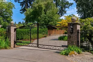 5075 Mapleton Dr, West Linn, OR 97068 - Photo 3