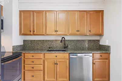 1907 W 37th St, Vancouver, WA 98660 - Photo 11