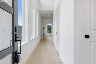 14220 SE Ellis St, Portland, OR 97236 - Photo 5