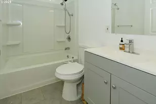 2650 SE 164th Ave, Portland, OR 97236 - Photo 17