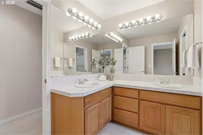 21875 SW Fuller Dr, Tualatin, OR 97062 - Photo 33