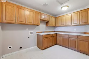 21875 SW Fuller Dr, Tualatin, OR 97062 - Photo 35