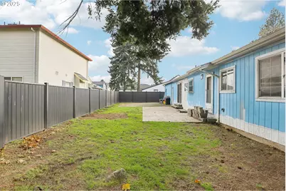 224 NE 92nd Pl, Portland, OR 97220 - Photo 41