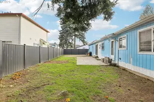 224 NE 92nd Pl, Portland, OR 97220 - Photo 41