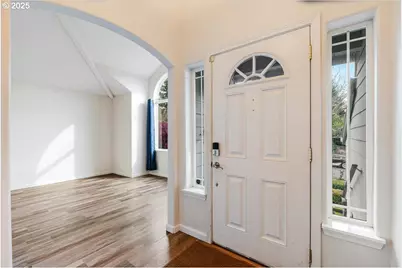 16331 Wayne Dr, Oregon City, OR 97045 - Photo 3