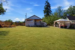 221 Walnut St, Independence, OR 97351 - Photo 15