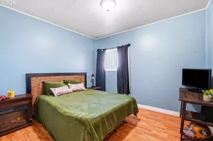 221 Walnut St, Independence, OR 97351 - Photo 13