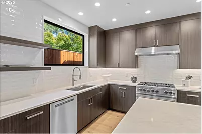 15003 Twin Fir Rd, Lake Oswego, OR 97035 - Photo 9