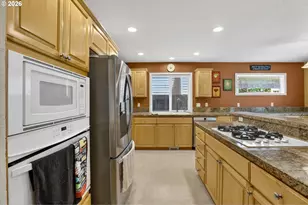 5798 NE Tunbridge St, Hillsboro, OR 97124 - Photo 13