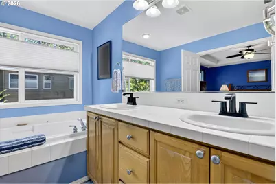 5798 NE Tunbridge St, Hillsboro, OR 97124 - Photo 35