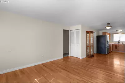 2082 Bel Air Ct, Roseburg, OR 97471 - Photo 3