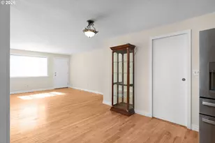 2082 Bel Air Ct, Roseburg, OR 97471 - Photo 7