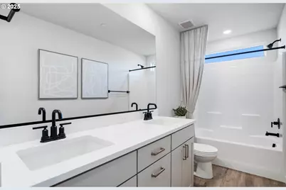 354 W Maple St, Washougal, WA 98671 - Photo 25