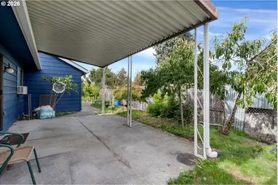 39 NE 113th Pl, Portland, OR 97220 - Photo 27
