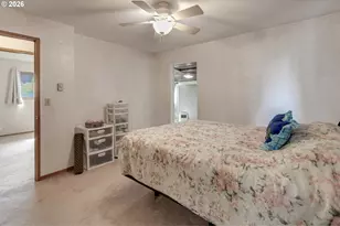 39 NE 113th Pl, Portland, OR 97220 - Photo 17