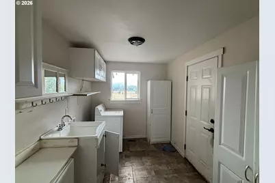 90774 Hill Rd, Springfield, OR 97478 - Photo 7
