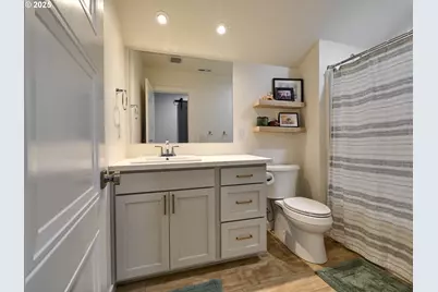 833 Hawk Dr, Silverton, OR 97381 - Photo 29