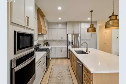 833 Hawk Dr, Silverton, OR 97381 - Photo 9