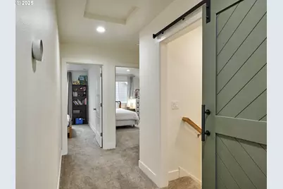 833 Hawk Dr, Silverton, OR 97381 - Photo 23