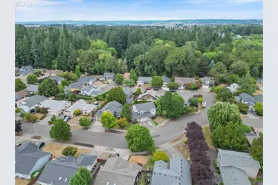 6417 SE Maple St, Hillsboro, OR 97123 - Photo 39