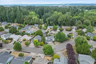 6417 SE Maple St, Hillsboro, OR 97123 - Photo 39