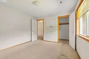 6417 SE Maple St, Hillsboro, OR 97123 - Photo 27