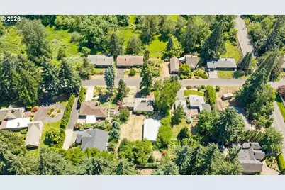 7905 SW Elmwood St, Portland, OR 97223 - Photo 43