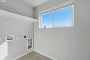 328 E Wilson St, Carlton, OR 97111 - Photo 27