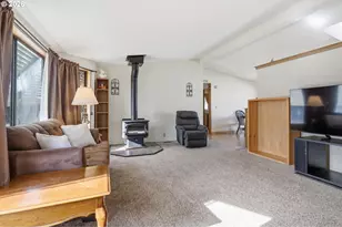 100 SW 195th Ave, Beaverton, OR 97006 - Photo 3