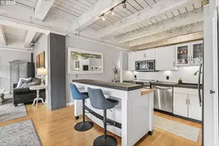 416 NW 13th Ave, Portland, OR 97209 - Photo 15