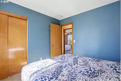 404 E Brandon Dr, Newberg, OR 97132 - Photo 21