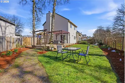 404 E Brandon Dr, Newberg, OR 97132 - Photo 27