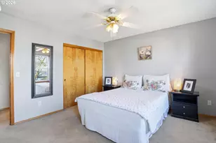 404 E Brandon Dr, Newberg, OR 97132 - Photo 13