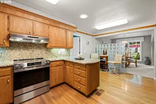 1735 NE 169th Ave, Portland, OR 97230 - Photo 11