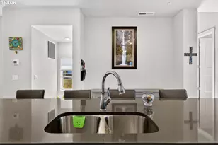 7162 NW Elise Ave, Portland, OR 97229 - Photo 17