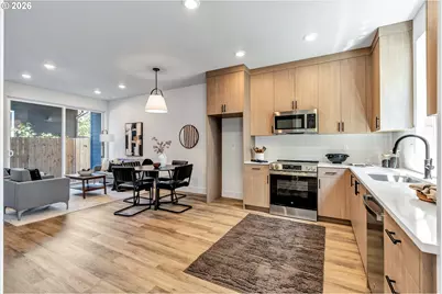 2381 SE 45th Ave, Portland, OR 97215 - Photo 5