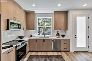 2381 SE 45th Ave, Portland, OR 97215 - Photo 7