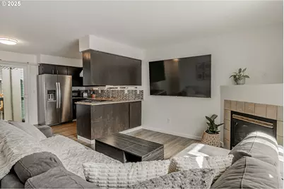 2327 SE Lee Ln, Portland, OR 97233 - Photo 7