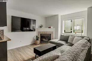 2327 SE Lee Ln, Portland, OR 97233 - Photo 5