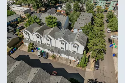 2327 SE Lee Ln, Portland, OR 97233 - Photo 27