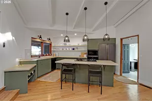 6820 SW Dover St, Portland, OR 97225 - Photo 7